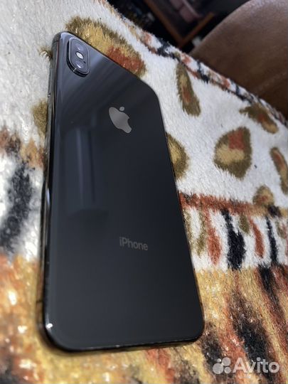 iPhone X, 64 ГБ