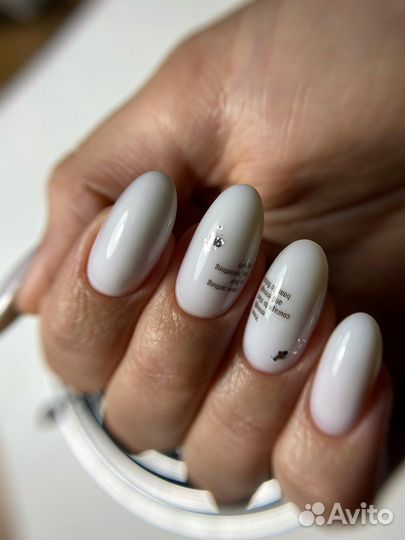 Маникюр с покрытием гель-лак