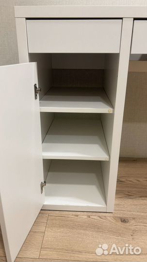 Письменный стол IKEA