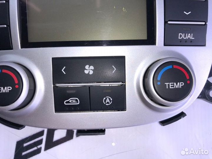 Блок управления климат-контролем Hyundai Santa Fe