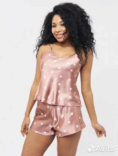 Пижама комплект с шортами атлас