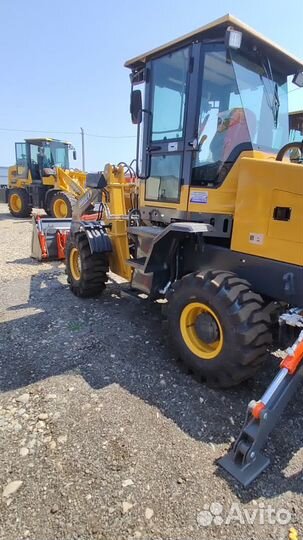 Экскаватор-погрузчик XCMG WZ30-25, 2023