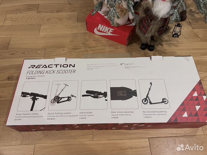 Складной самокат Reaction 230 с ручным тормозом
