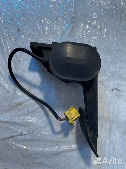 Педаль газа Mercedes-Benz