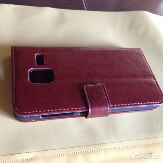 Продам чехол кожаный для телефона Lenovo A850 +