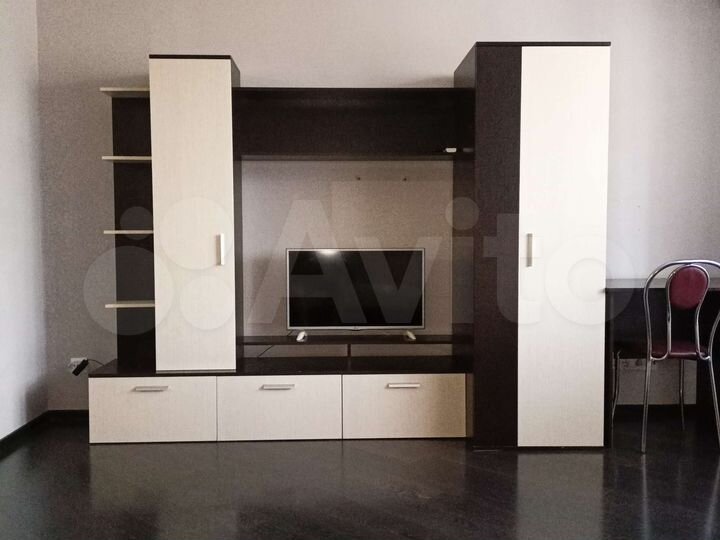 2-к. квартира, 52 м², 2/10 эт.