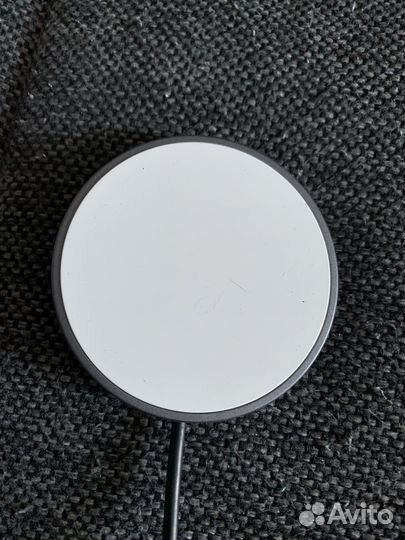 Беспроводная зарядка для iPhone