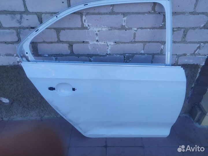 Дверь правая skoda rapid 2017г. б/у