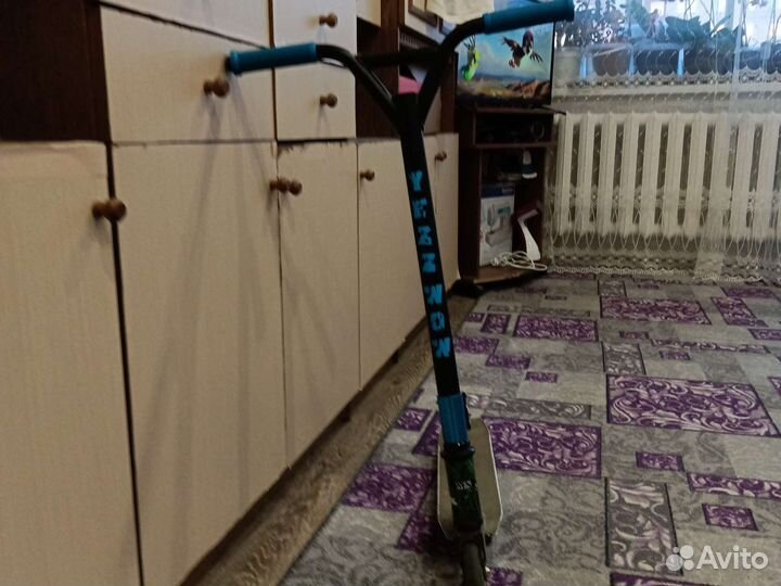 Трюковой самокат