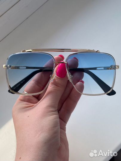 Солнцезащитные очки