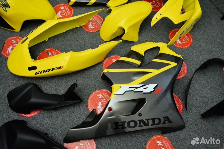 Honda cbr600f4i комплект пластика + крышка бака