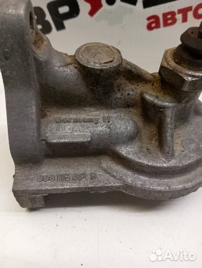 Кронштейн масляного фильтра Volkswagen Vento седан