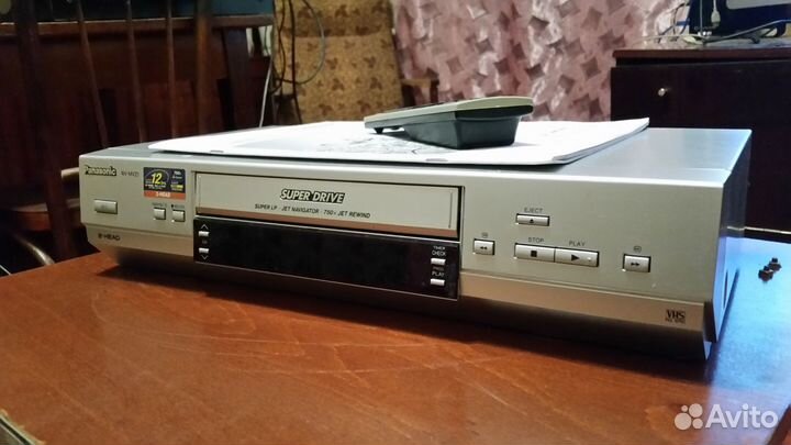 Видеомагнитофон Panasonic NV-MV21EE