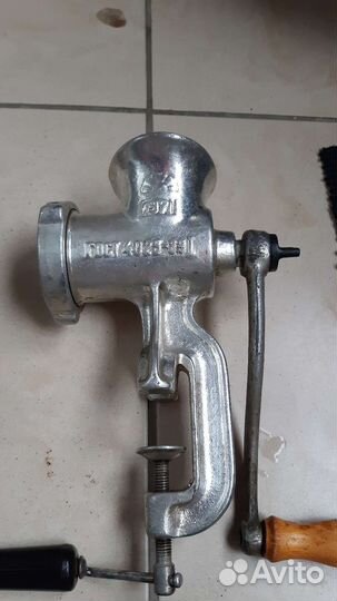 Мясорубка чугунная СССР