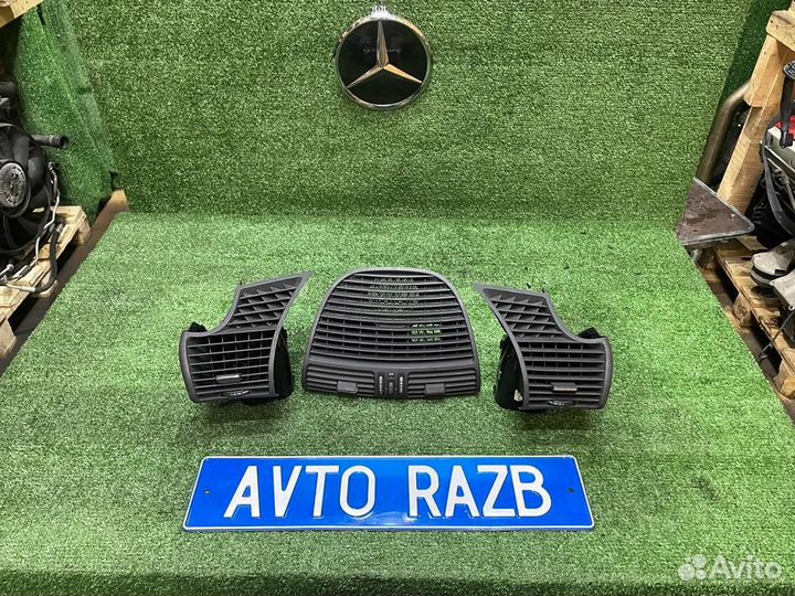 Дефлектор на Мерседес w215