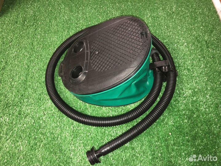 Пластиковый насос 5 литров для лодки пвх