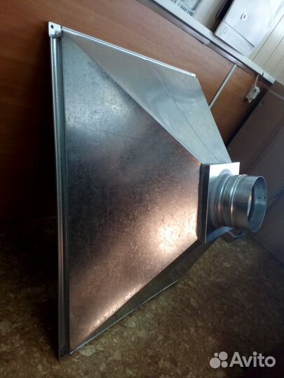 Зонт вытяжной