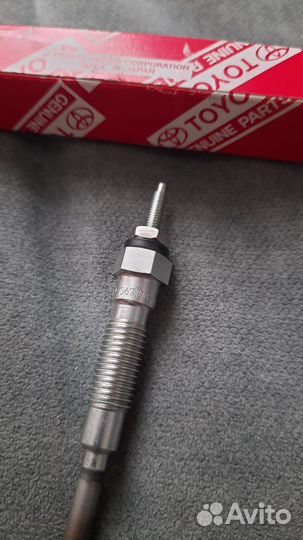Свеча накала toyota 2l