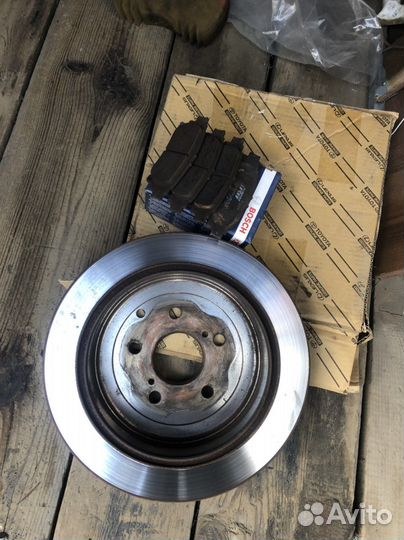 Ормозной диск Lexus RX 350