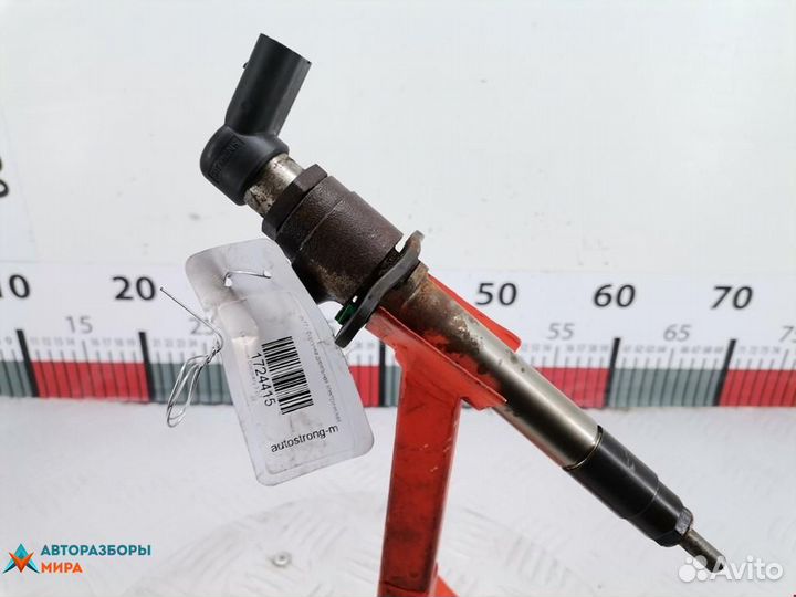 Форсунка Land Rover Discovery 2 2004 LR006495