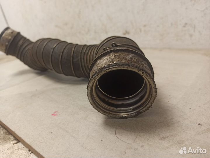 Патрубок интеркулера