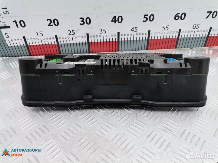 Щиток приборов (приборная панель) Audi A6