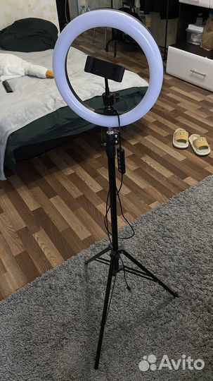 Кольцевая лампа 26 см