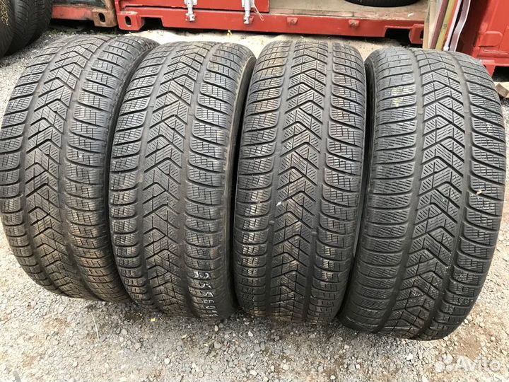 Pirelli Scorpion Winter 255/60 R18
