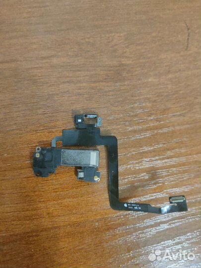 Верхний шлейф iPhone 11 Pro