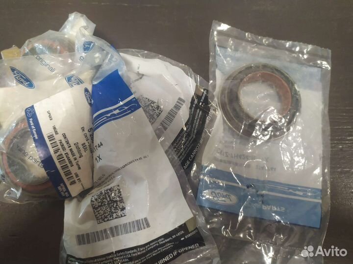 Сальник правого привода Форд Куга 2141744