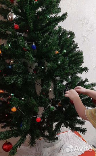 Елка/ель искусственная