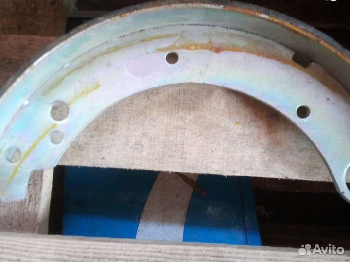 Задние тормозные колодки газ 3110