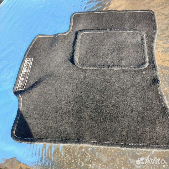 Автомобильные коврики