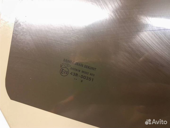 Стекло двери задней правой Nissan Terrano D10 2014