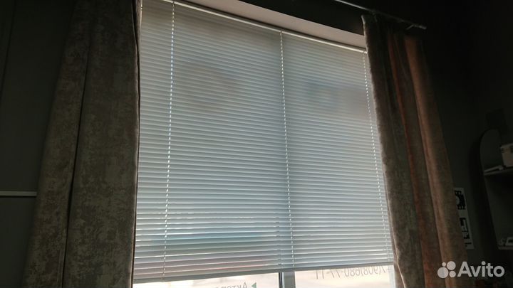 Жалюзи горизонтальные алюминиевые