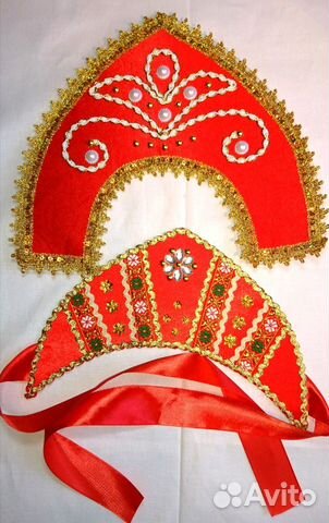 Кокошник в народном стиле