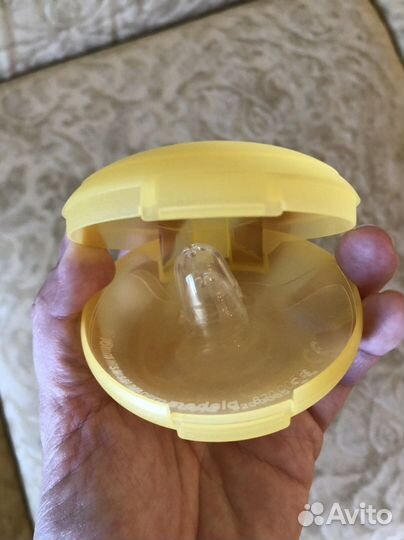 Накладки на грудь для кормления Medela S