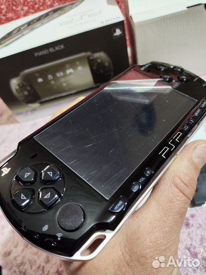 Psp 2006 сн8780 прошита 2 Гб как новая