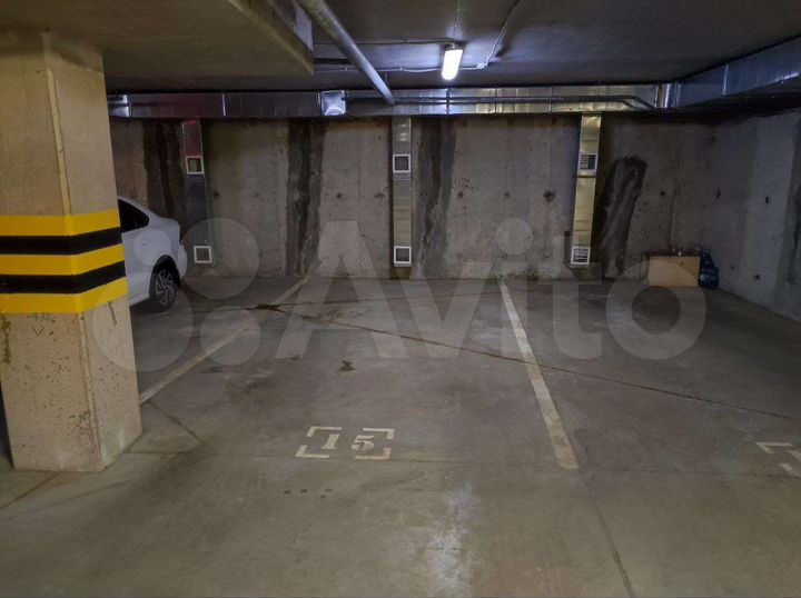 Машиноместо, 16 м²