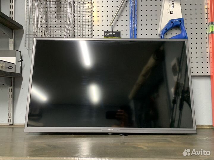Телевизор Dexp 32