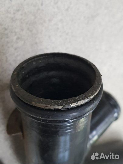 Трубки патрубки Land Rover Freelander 2.2L crdi