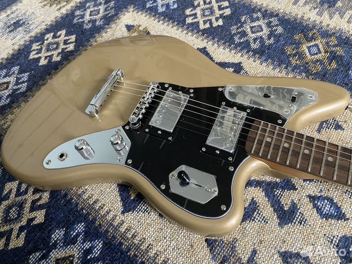 Squier Contemporary Jaguar HH Shoreline Gold