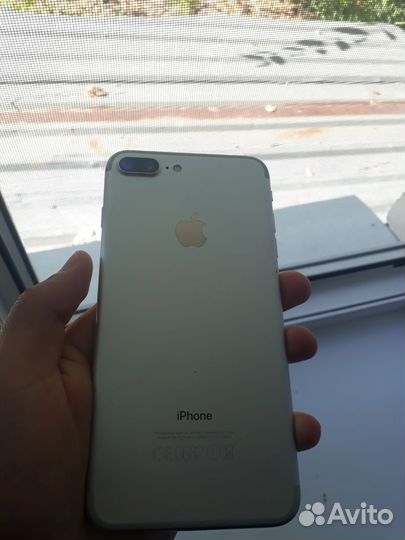 Телефон iPhone 7 plus