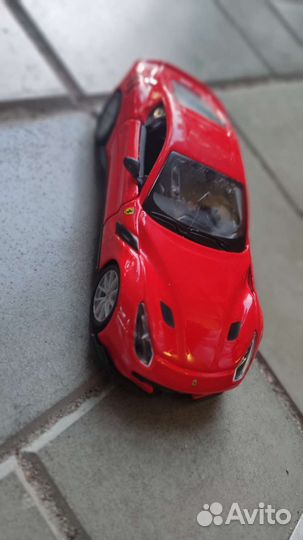 Игрушечная машинка Ferrari12ftdf