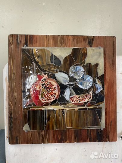 Мозаика «гранат» на дереве