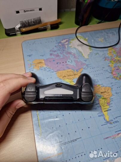 Sony PS4 джостик