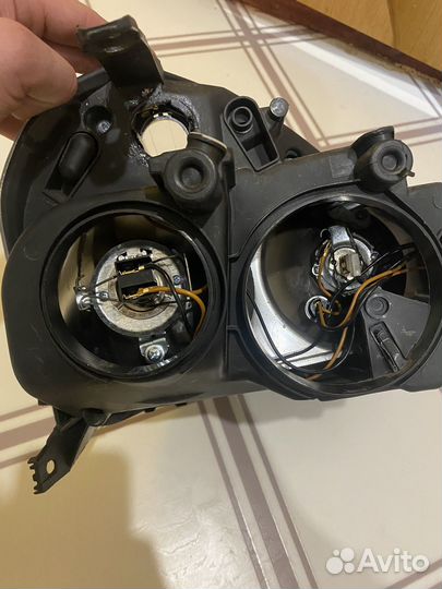 Фара приора левая