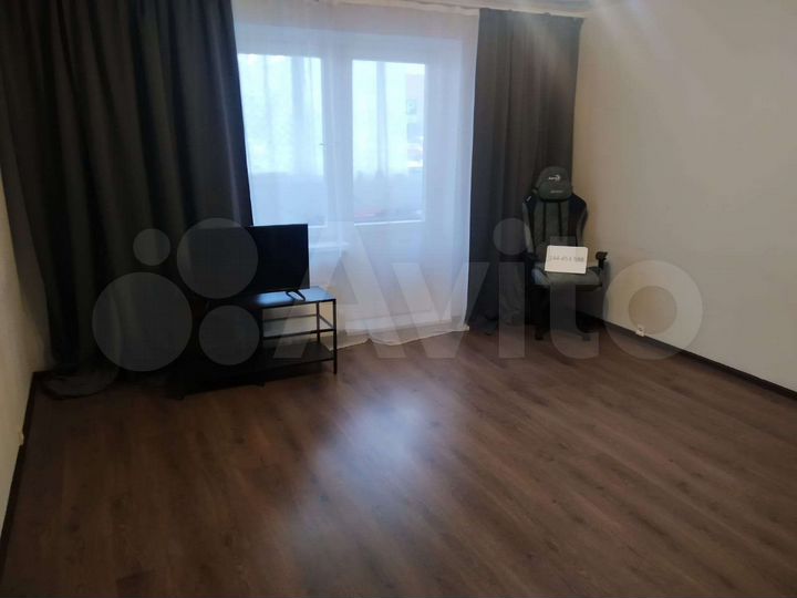 1-к. квартира, 45 м², 1/25 эт.