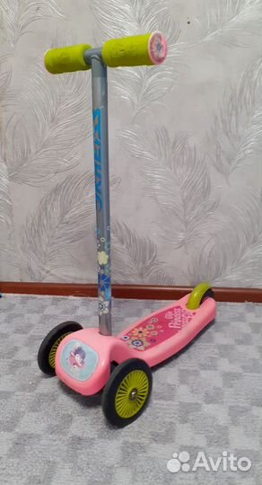 Самокат детский трехколесный