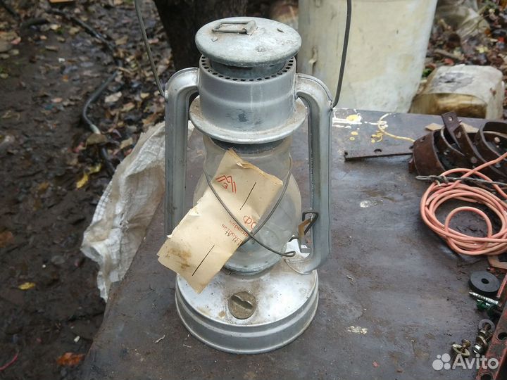 Керосиновая лампа летучая мышь